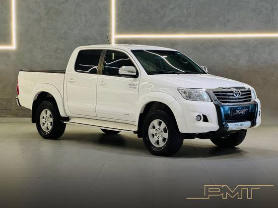 TOYOTA HILUX 2.7 SR 4X2 CD 16V FLEX 4P AUTOMÁTICO